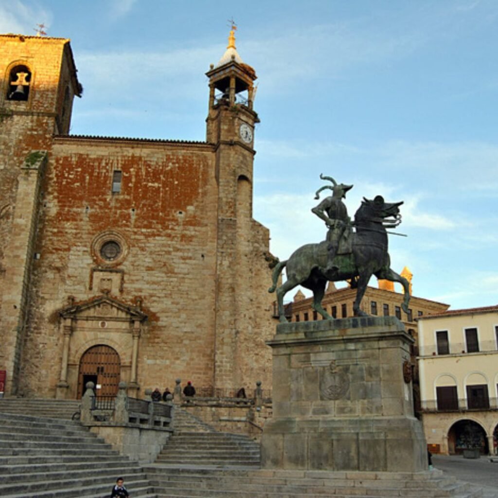 Un castillo extremeño entre los diez mejores de España: El Castillo de Trujillo 2
