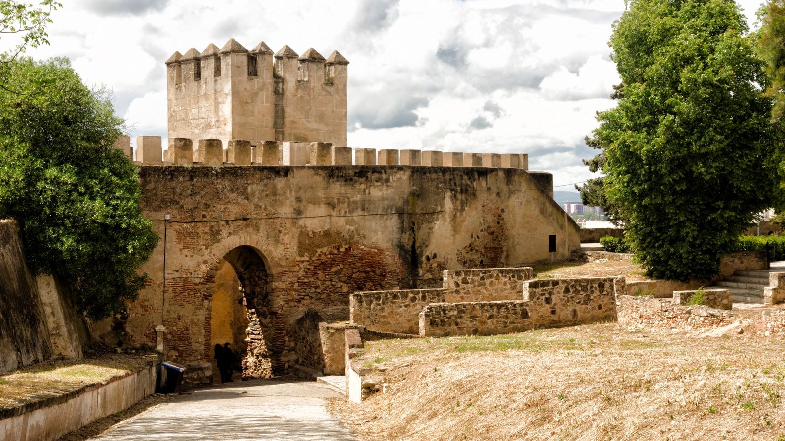 La Alcazaba de Badajoz Historia y Magia en la Frontera de Extremadura