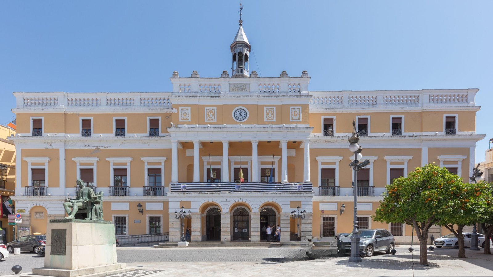 Ayuntamiento de Badajoz sufre un ciberataque y apaga sus servidores (1)