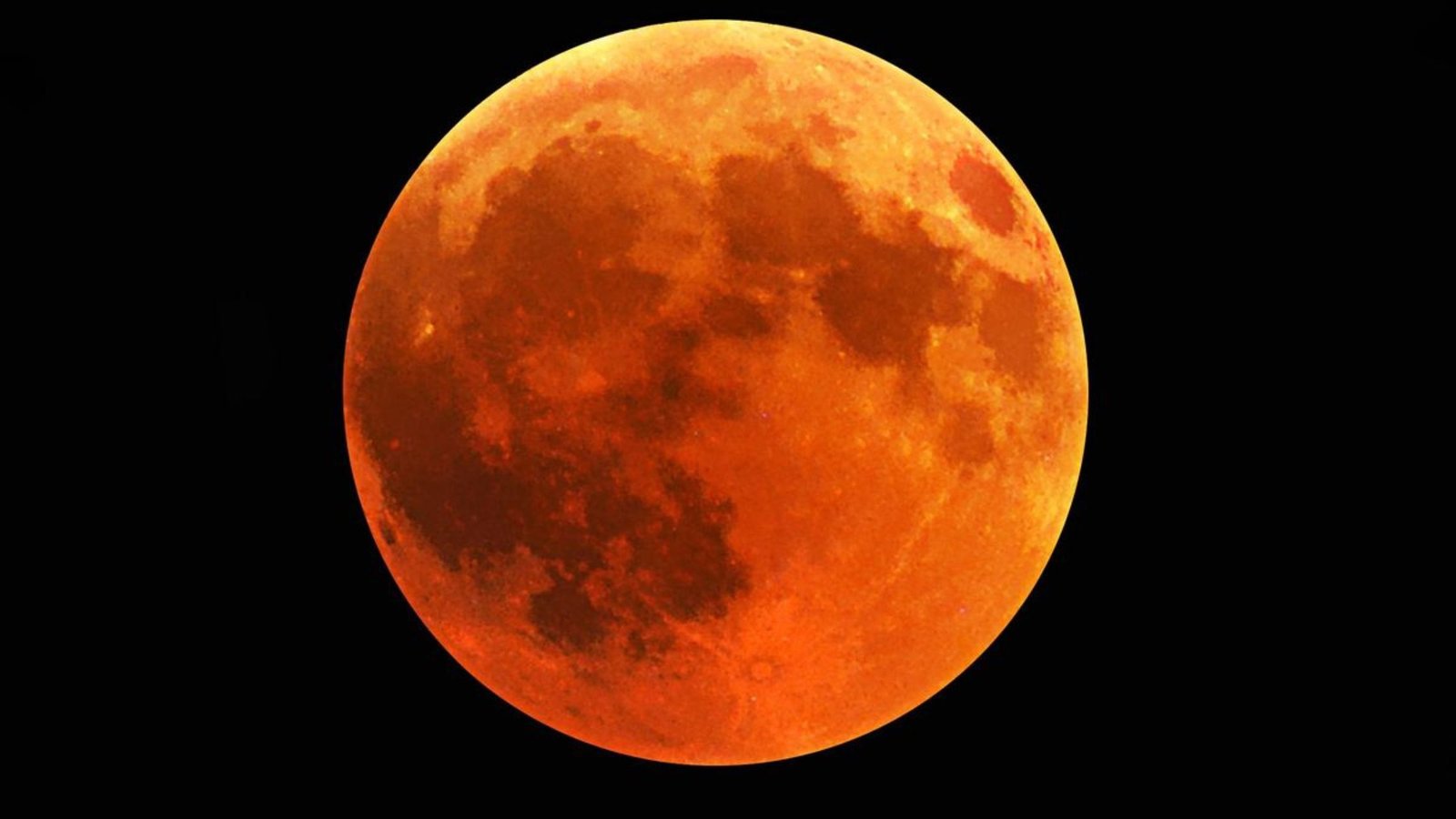 Fechas y horarios del eclipse lunar total (7 de septiembre de 2025)